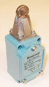 Show product details for LIMIT SWITCH, SINGLE POLE DOUBLE THROW, DOUBLE BREAK, HONEYWELL (SZL-WL-E)