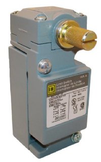 LIMIT SWITCH 600V 10A DPDT SQUARE D 9007C68T10